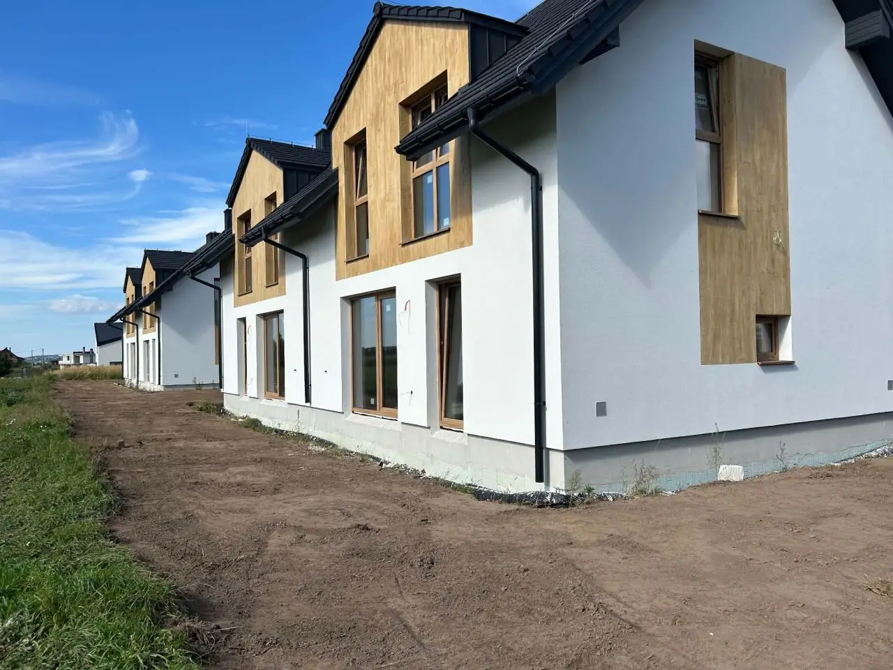 Kraków Nowa Huta, ul. Stary Gościniec Bliźniak do wykończenia - 97 m² - 4 pokoje — 5/10