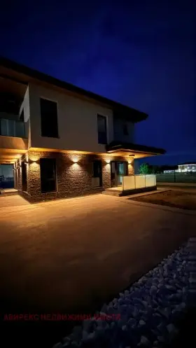Family house in Komatevo, Plovdiv — 6/8