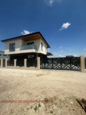 Family house in Komatevo, Plovdiv — 4/8