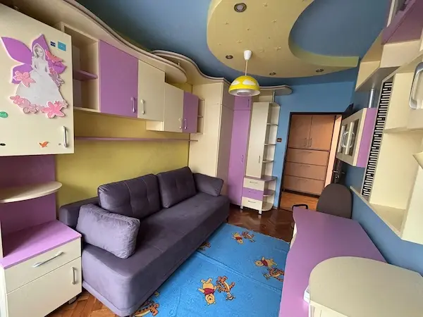Apartament cu 4 camere decomandate de închiriat   Mănăștur, Aleea | 83 m  | 2 băi | 2 balcoane | — 10/10