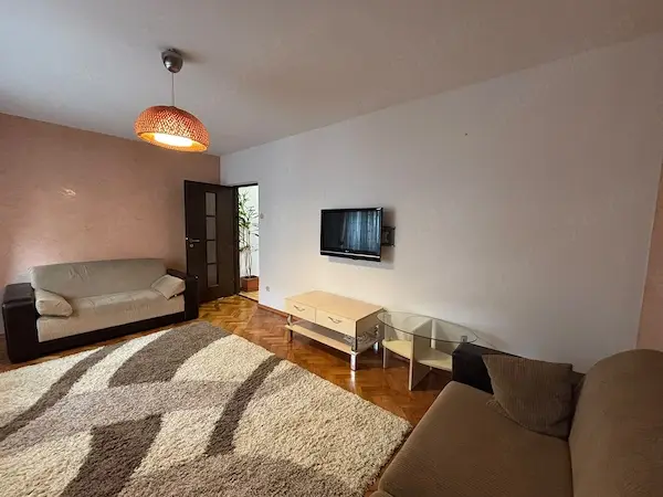 Apartament cu 4 camere decomandate de închiriat   Mănăștur, Aleea | 83 m  | 2 băi | 2 balcoane | — 4/10