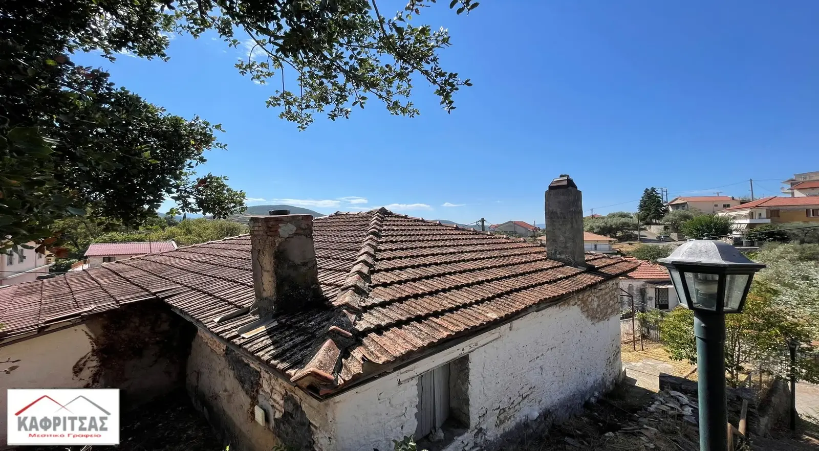 Traditional stone house with mountain views for sale in Thermo — 2/10