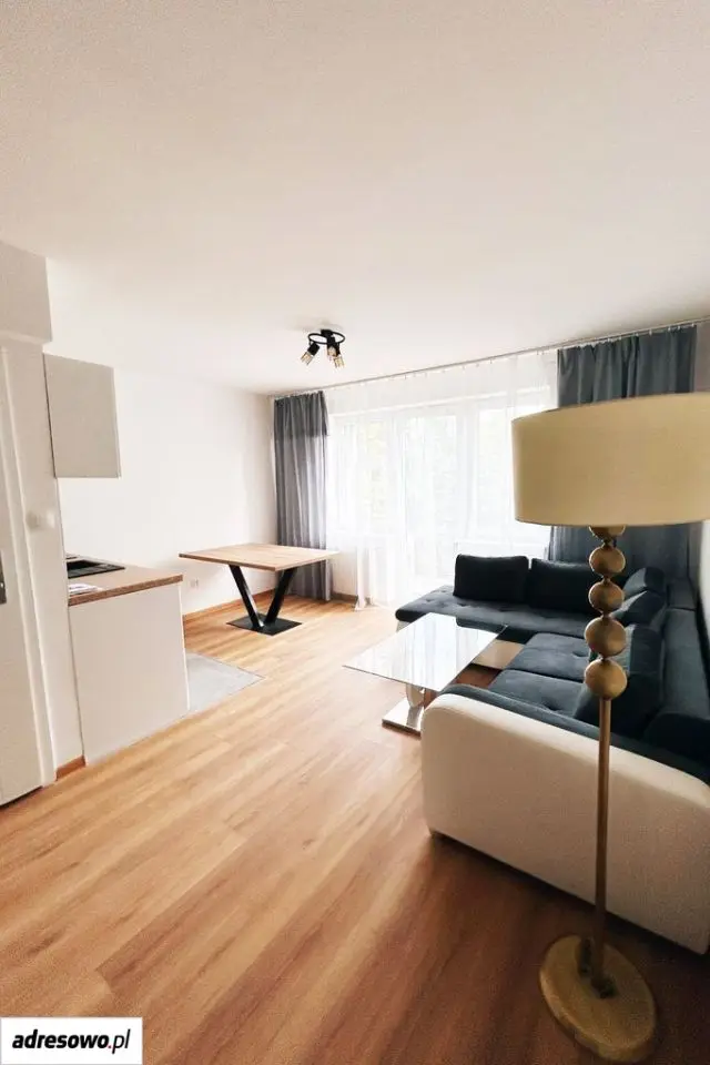 Kraków Jugowice Dom wolnostojący do zamieszkania - 245 m² - 4 pokoje — 2/10