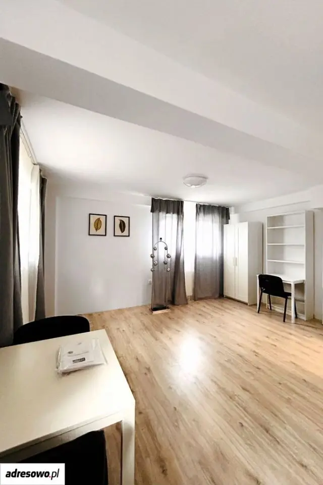 Kraków Jugowice Dom wolnostojący do zamieszkania - 245 m² - 4 pokoje — 9/10