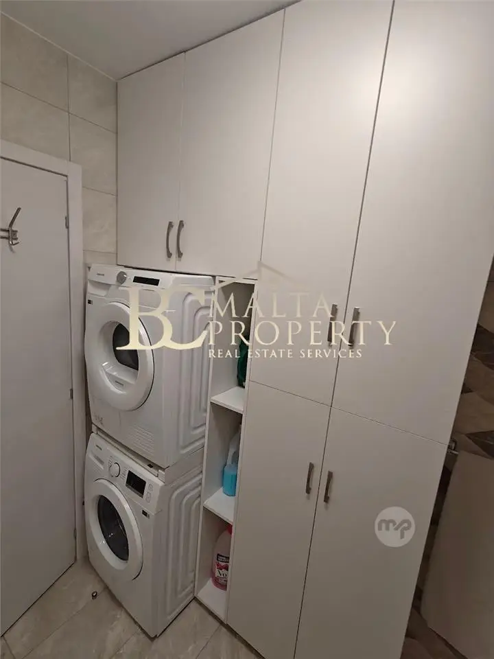 Qormi very nice area first time on the market 3 bedroom / 2bathroom Apartment — 4/10