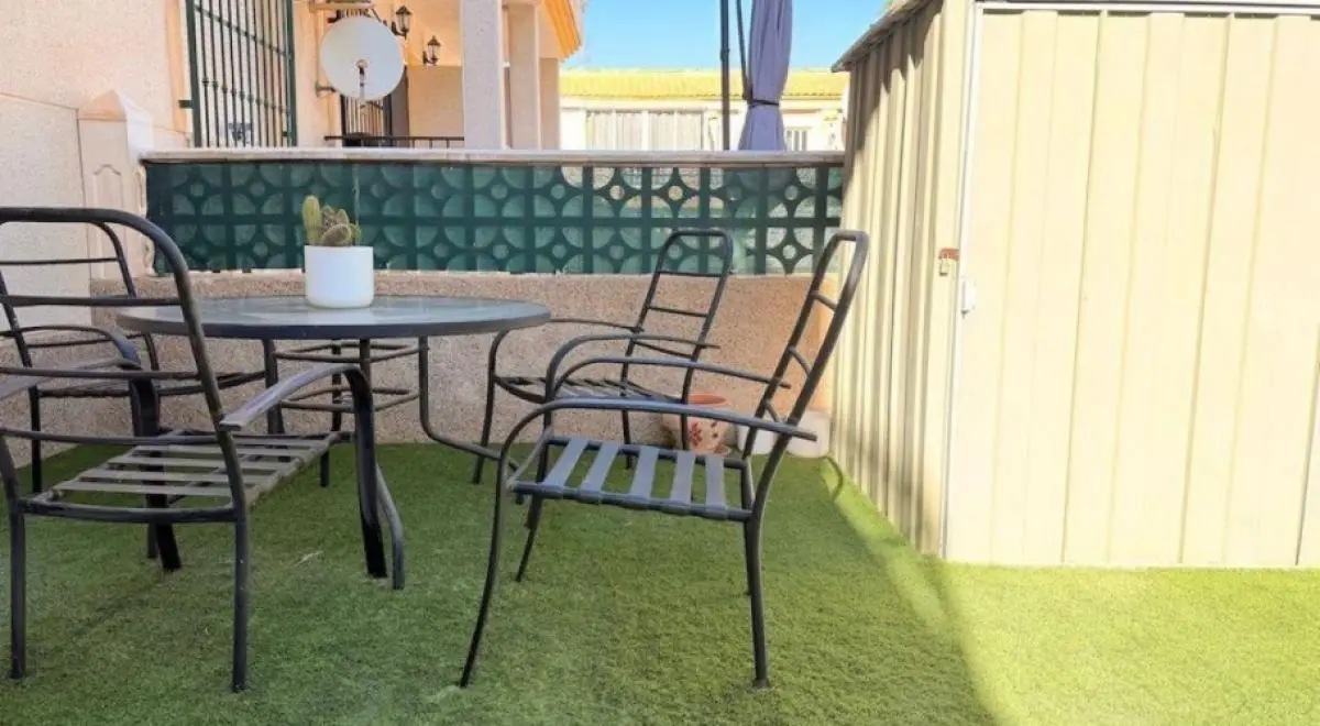Property in Spain, Bungalow close to the golf in Villamartin, Costa Blanca, Spain — 4/10