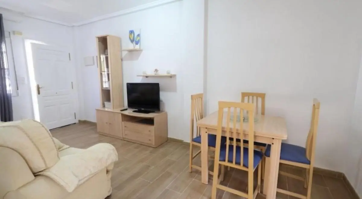 Property in Spain, Bungalow close to the golf in Villamartin, Costa Blanca, Spain — 5/10