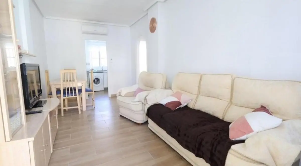 Property in Spain, Bungalow close to the golf in Villamartin, Costa Blanca, Spain — 8/10