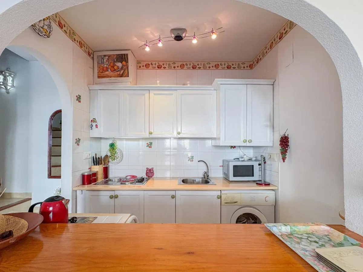 Charming two-storey townhouse for sale in Los Balcones, Torrevieja — 7/10