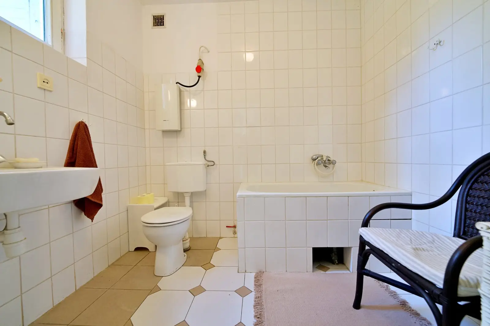 Move-in-ready house near the Warta River in Leśnik — 7/8