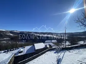 House in Varusha, Veliko Tarnovo — 2/5