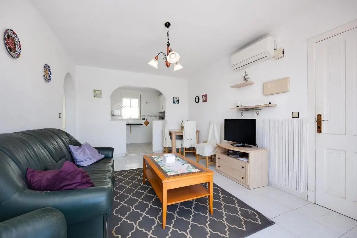 2 Bedroom Bungalow For Sale In Torrevieja — 5/10
