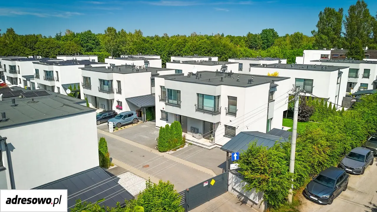 Łódź Bałuty, ul. Henryka Józefa Klimczaka Bliźniak do zamieszkania - 98 m² - 4 pokoje — 4/10