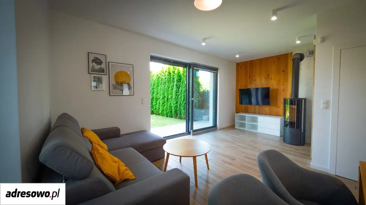 Łódź Bałuty, ul. Henryka Józefa Klimczaka Bliźniak do zamieszkania - 98 m² - 4 pokoje — 5/10