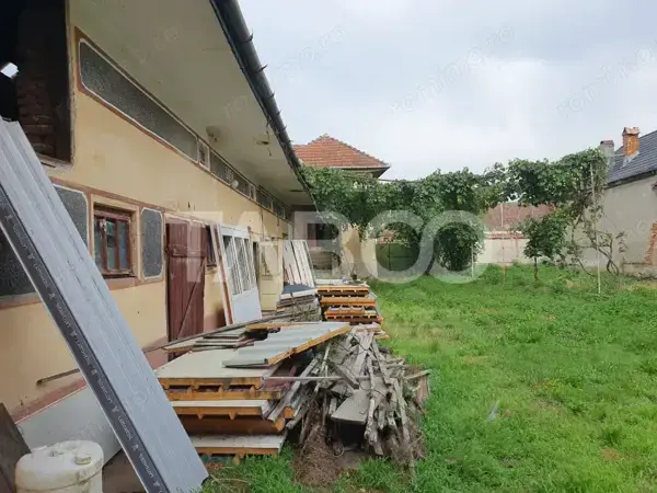 Casa de vanzare in Mandra 140 mp utili curte sura anexe 3 beciuri — 5/8