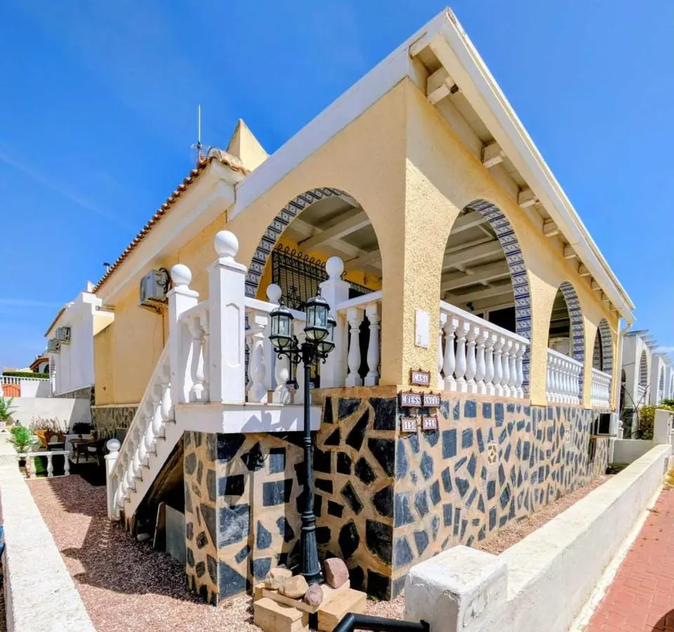 Beautifully Renovated Villa with Stunning Golf & Mountain Views for sale in Camposol — Camposol, Mazarrón, Murcia, Spain, murcia, إسبانيا