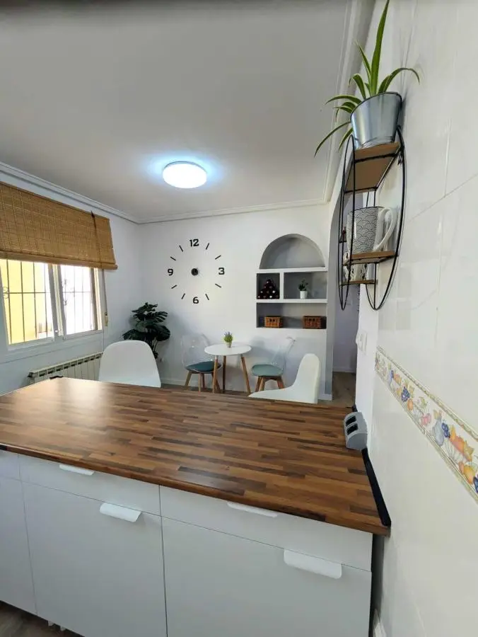 Beautifully Renovated Villa with Stunning Golf & Mountain Views for sale in Camposol — 5/10