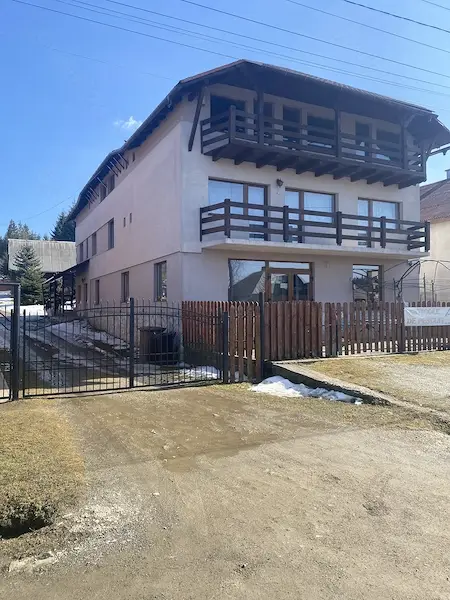 Vând casa( afacere) în Belis — 2/8