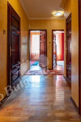 House with guest house in the Old Town, Veliko Tarnovo — 10/10
