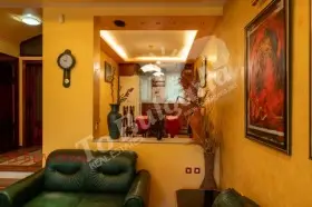 House with guest house in the Old Town, Veliko Tarnovo — 5/10