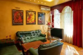 House with guest house in the Old Town, Veliko Tarnovo — 2/10