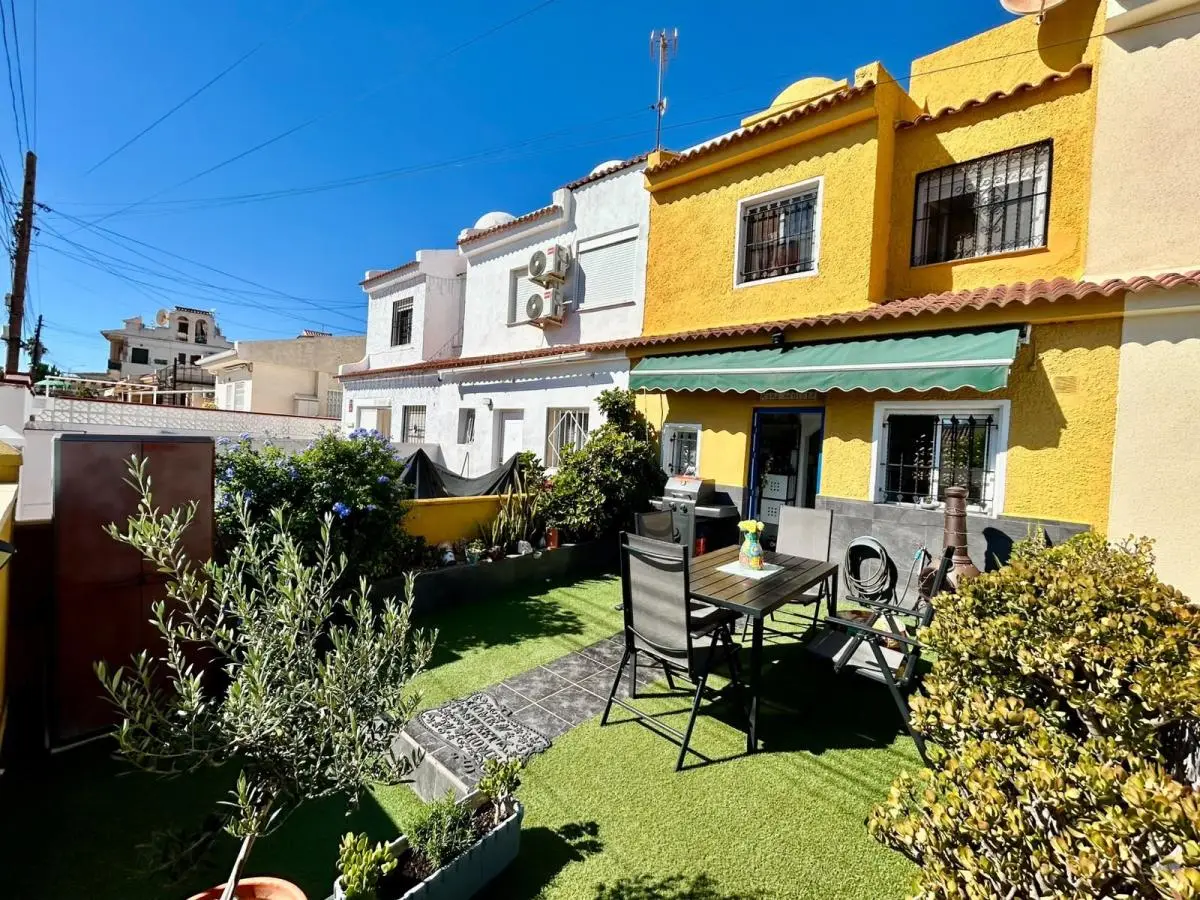 3 Bedroom Town House For Sale In Torrevieja — 3/10
