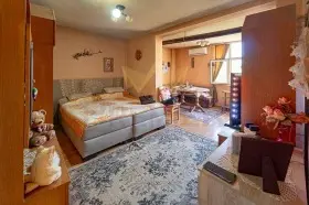 House in Mirolyubovo, Burgas — 3/5