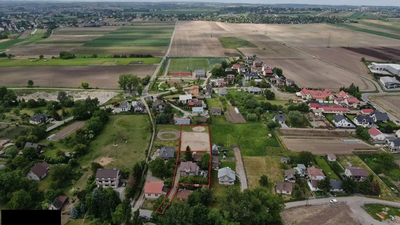 Kraków Lubocza, ul. Grzegorza z Sanoka Dom wolnostojący do remontu - 100 m² - 4 pokoje — 10/10
