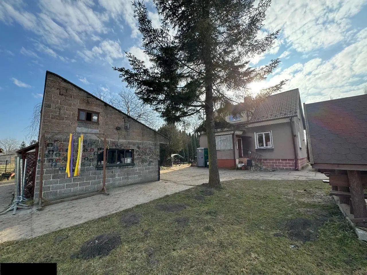 Kraków Lubocza, ul. Grzegorza z Sanoka Dom wolnostojący do remontu - 100 m² - 4 pokoje — 4/10
