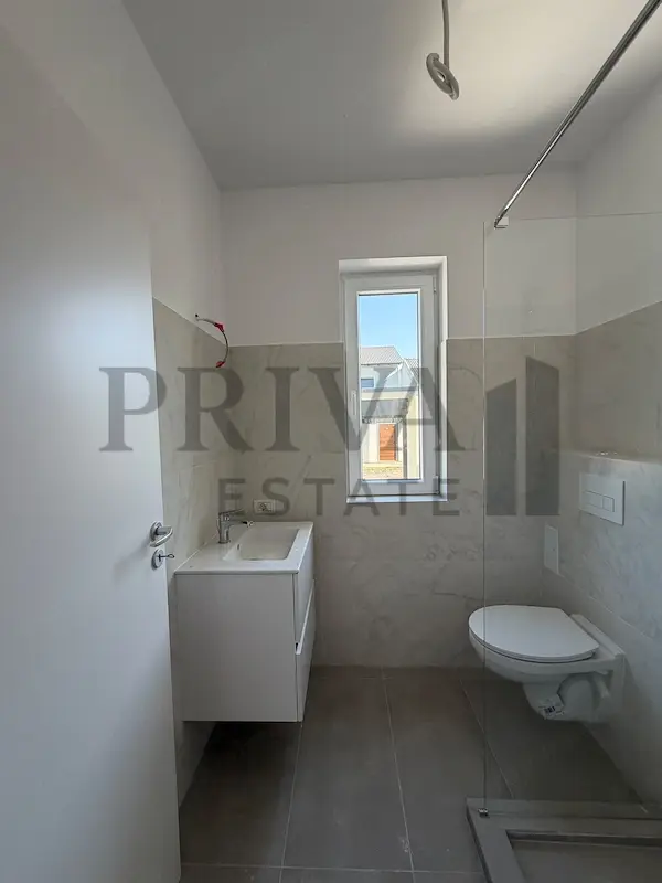 Duplex modern 115 mp utili, 4 camere, dormitor parter. Chisoda — 10/10