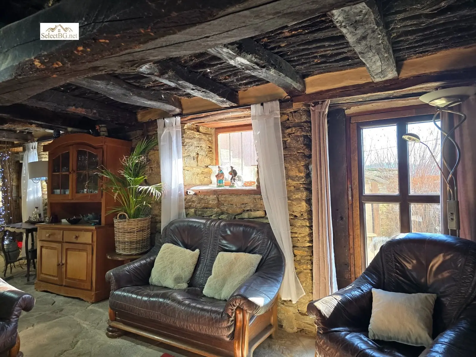 Fully renovated property with pool and mountain views in Gostilitsa — 10/10