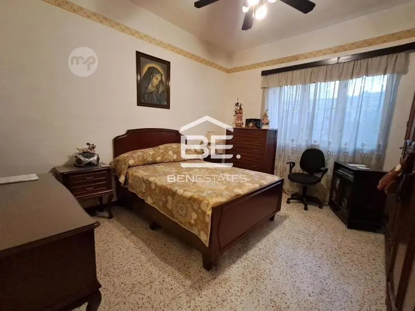 1st floor Solitary Maisonette + full roof & airspace (3bedrooms, 1 bathroom) — 6/9