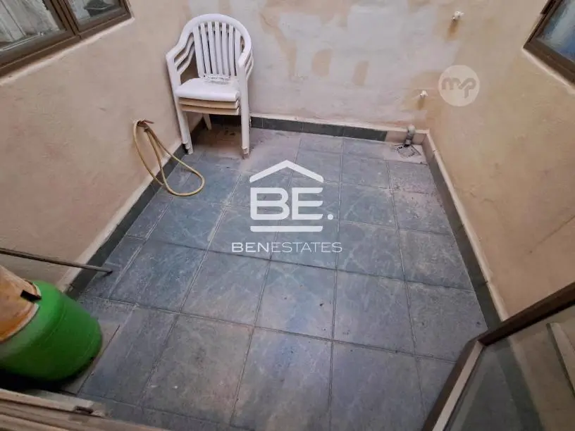 1st floor Solitary Maisonette + full roof & airspace (3bedrooms, 1 bathroom) — Zejtun, Malta, Malta