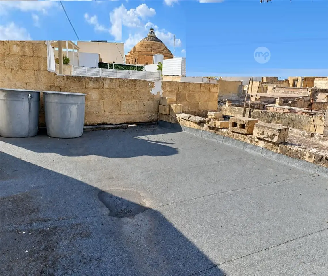 MOSTA – UNCONVERTED TOWNHOUSE WITH PERMITS IN HAND — 6/10