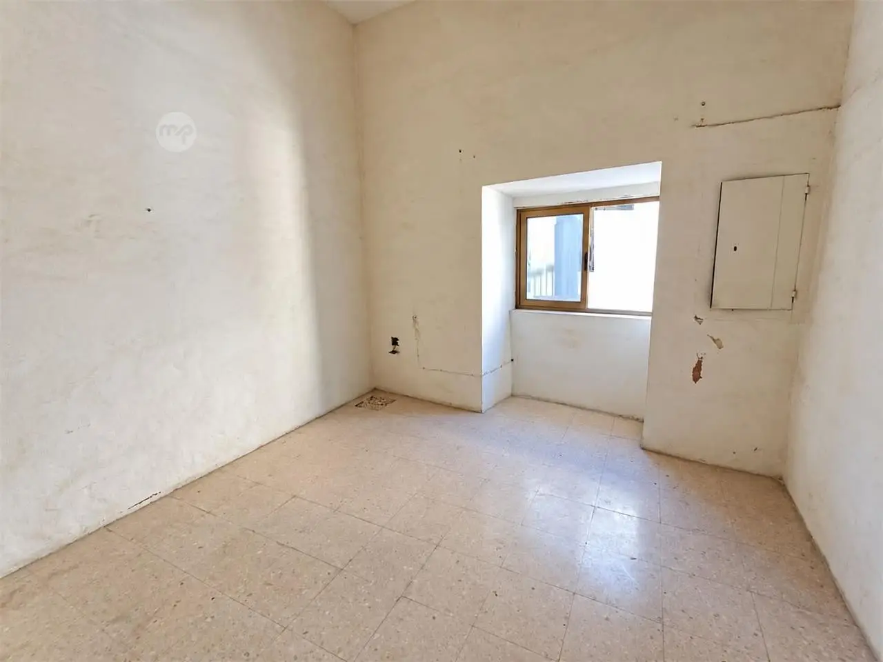 MOSTA – UNCONVERTED TOWNHOUSE WITH PERMITS IN HAND — 5/10
