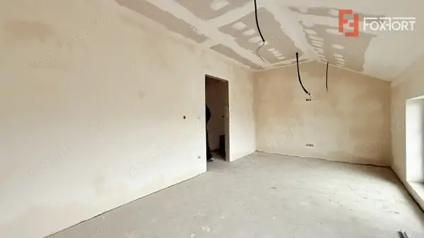 Duplex cu 3 camere si teren de 305 mp, zona Urseni — 9/10