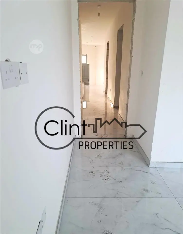 BORMLA (COSPICUA) ALREADY BUILT TWO DOUBLE BEDROOM MAISONETTE (SOLD FINISHED EXCL DOORS & BATHS) — 4/8