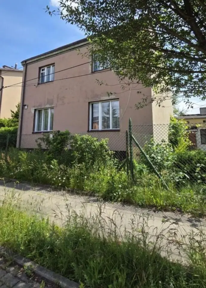 Łódź Nowe Złotno, ul. Zwiadowcza Dom wolnostojący do częściowego remontu - 140 m² - 5 pokoi — 2/10