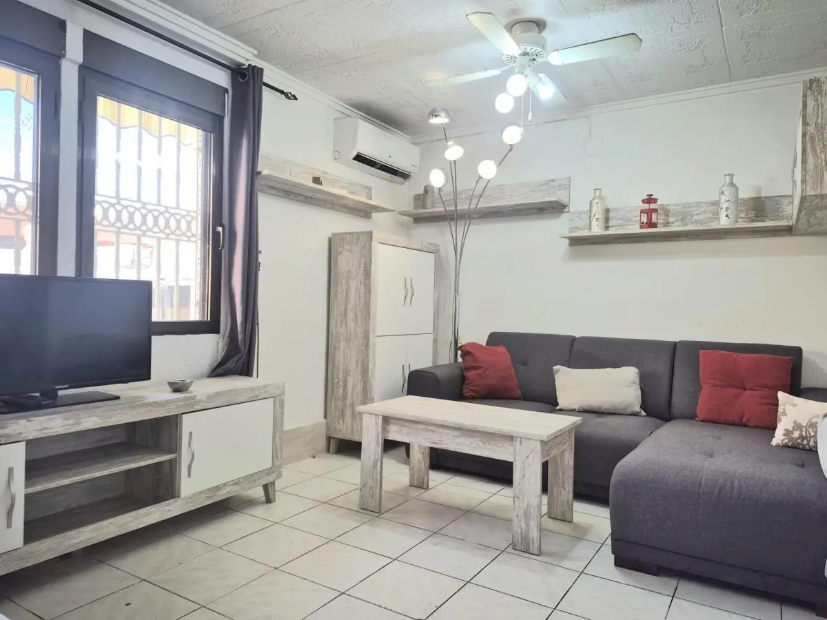 Сozy 2 Bedroom Bungalow For Sale In Torrevieja — 4/10