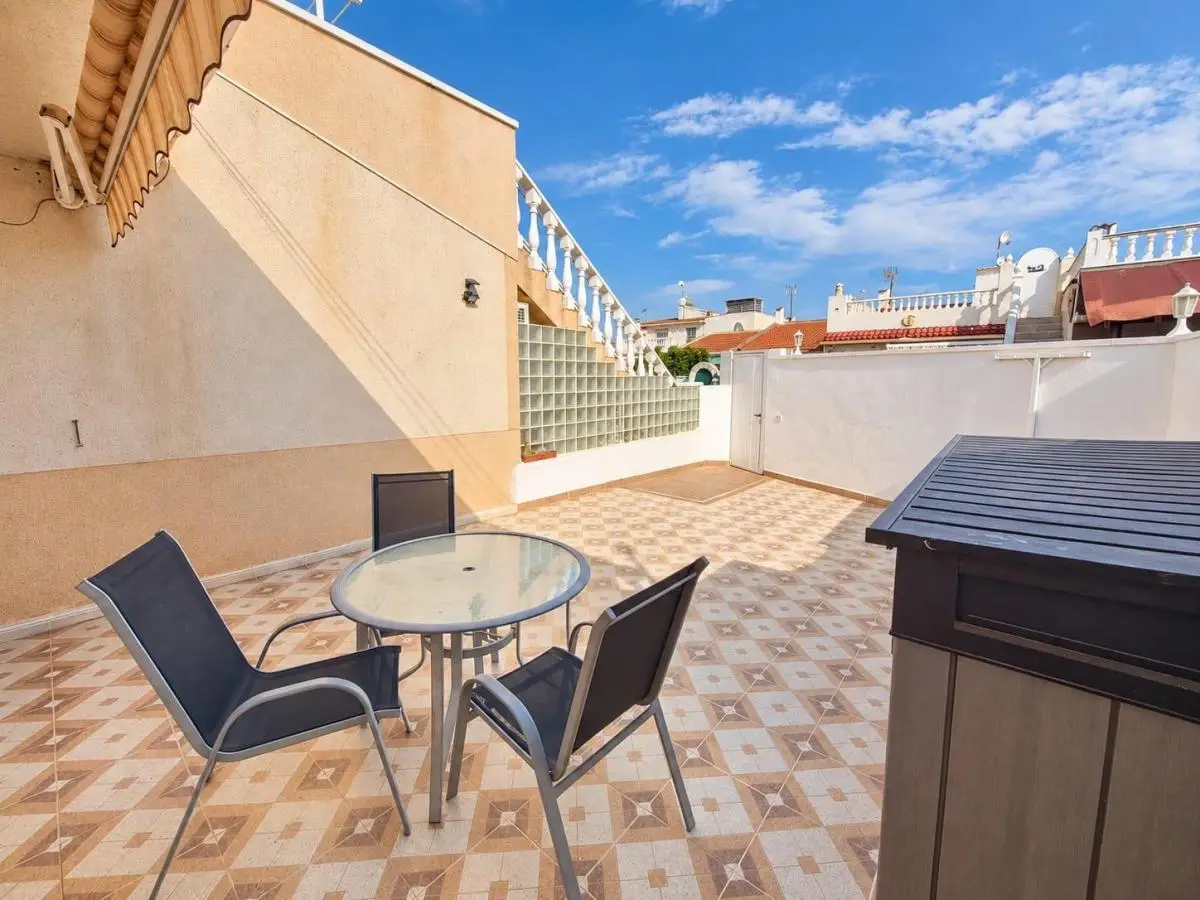 Сozy 2 Bedroom Bungalow For Sale In Torrevieja — 2/10