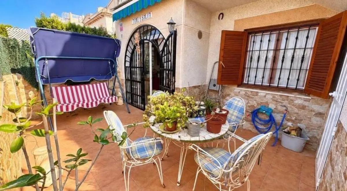 Property in Spain, Bungalow in Guardamar del Segura, Costa Blanca, Spain — 4/10