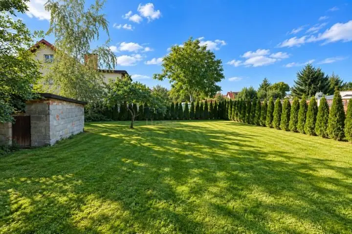 Wrocław Fabryczna, ul. Starogajowa Bliźniak do remontu - 100 m² - 6 pokoi — 9/10