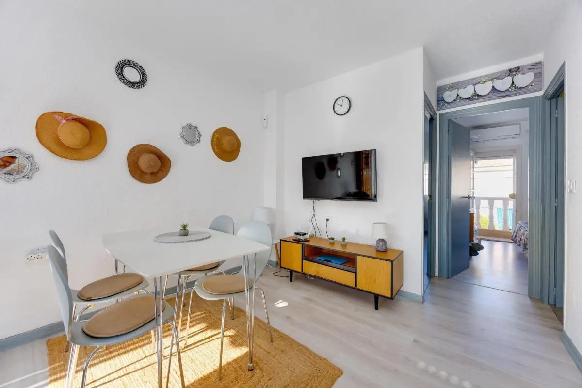 2 Bedroom Bungalow For Sale In Lo Pagan — 6/10