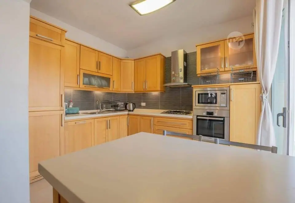 Sliema Modern Apartment — 2/5