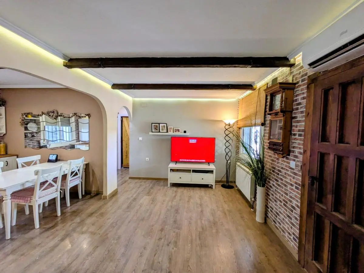 Stunning 3‑Bedroom Villa with Self‑Contained Underbuild for sale in Camposol — 6/10