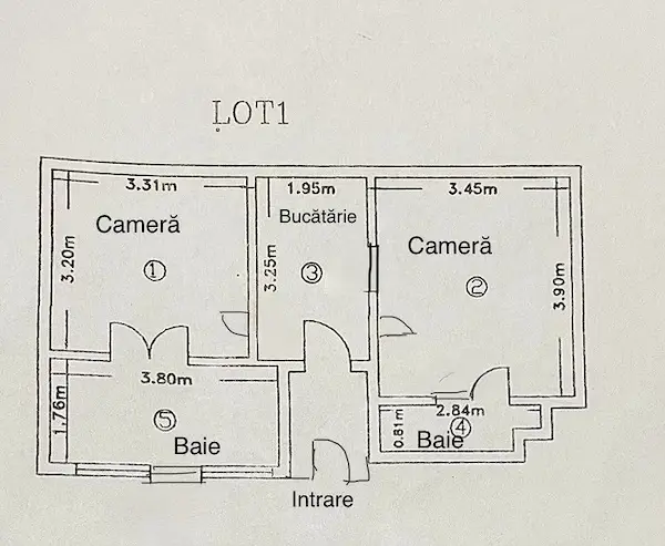 Proprietar vând casă 2 camere, 2 băi, Sector 6 (curte comună), parțial mobilată,preț negociabil — 10/10