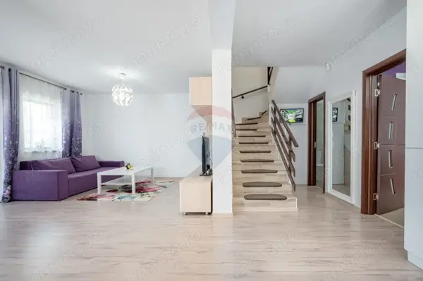 Casă Modernă cu 4 camere în Cartier Izvor - Predare imediată! — 7/10