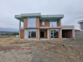 House in Gramada, Blagoevgrad — 2/10