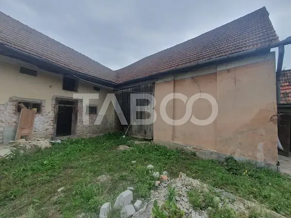 Casa de vanzare in Grid 87 mp utili + anexe beci si sura — 2/5