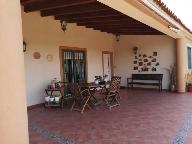 Wonderful cottage 25 km from Valencia, in front of a natural park. — 5/10